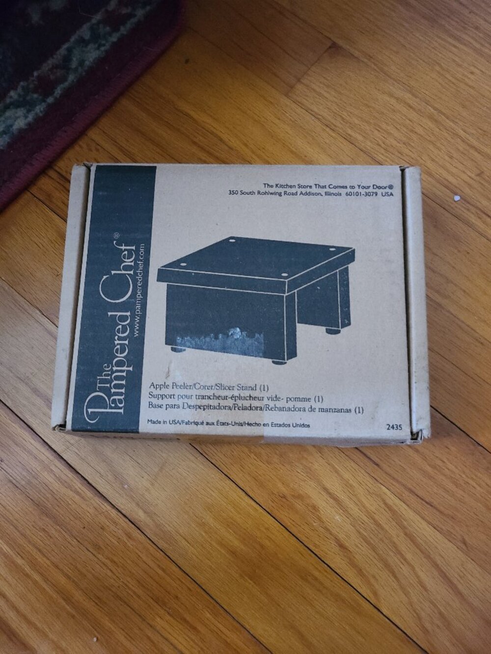 The Pampered Chef Apple Peeler  Corer Slicer Stand #2435 NEW